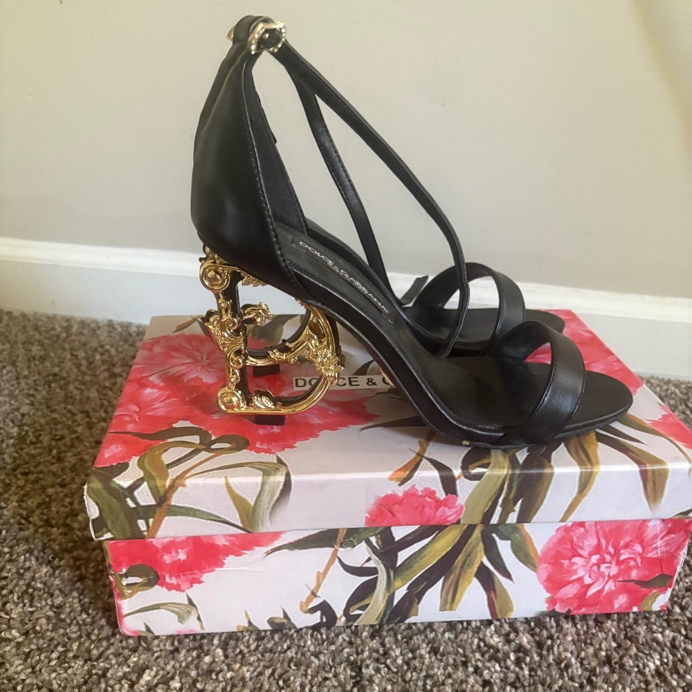 DOLCE & GABBANA HEELS